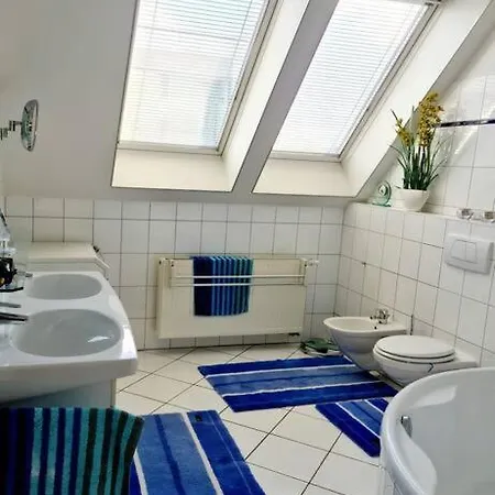 Luxury 4 Bedroom Roof Apt With 3 Balconies & View Vienne Extérieur photo